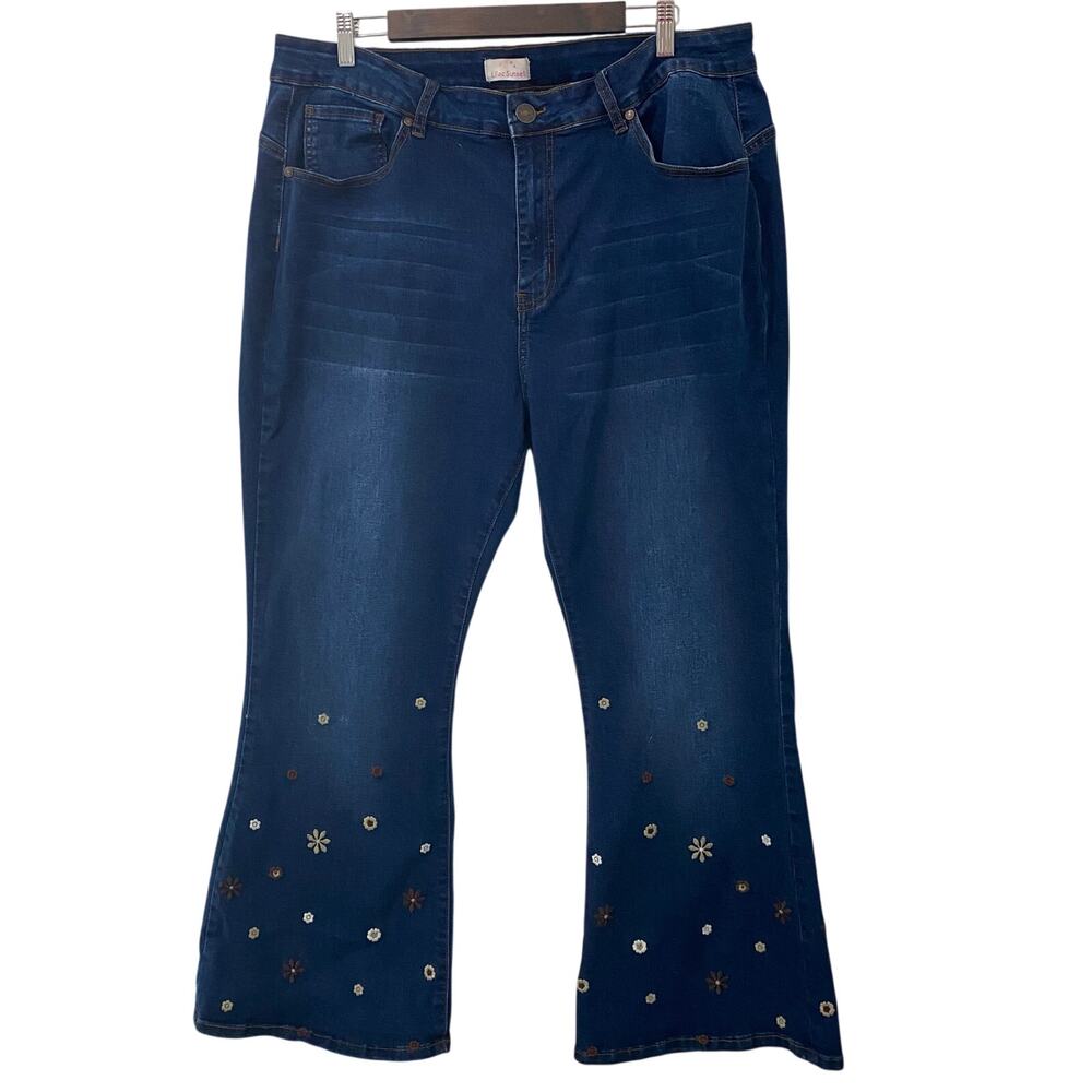 Lilac Sunset Embroidered Flare Jeans Dark Wash Stretch Womens 21/22 Runs Small